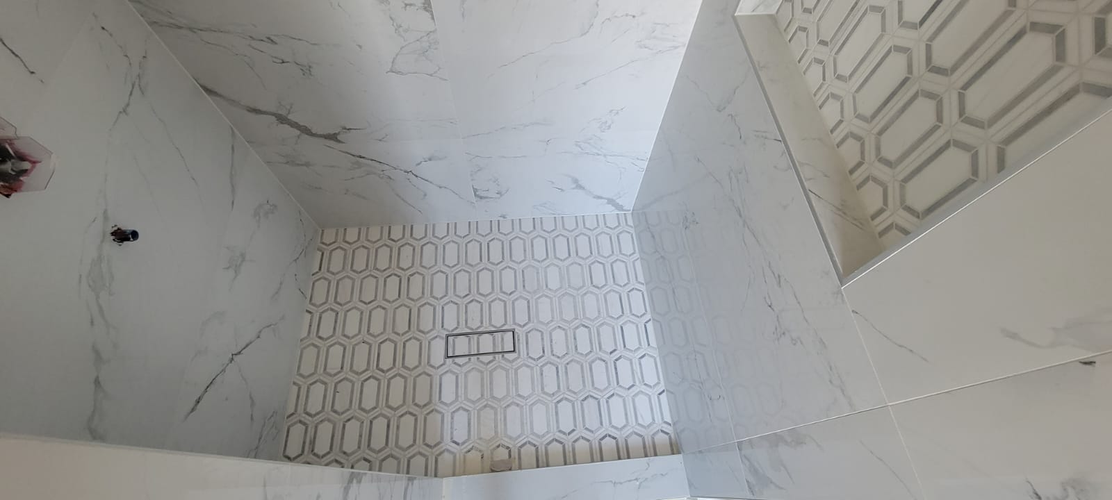 Three Wall Bathtub Surrounds